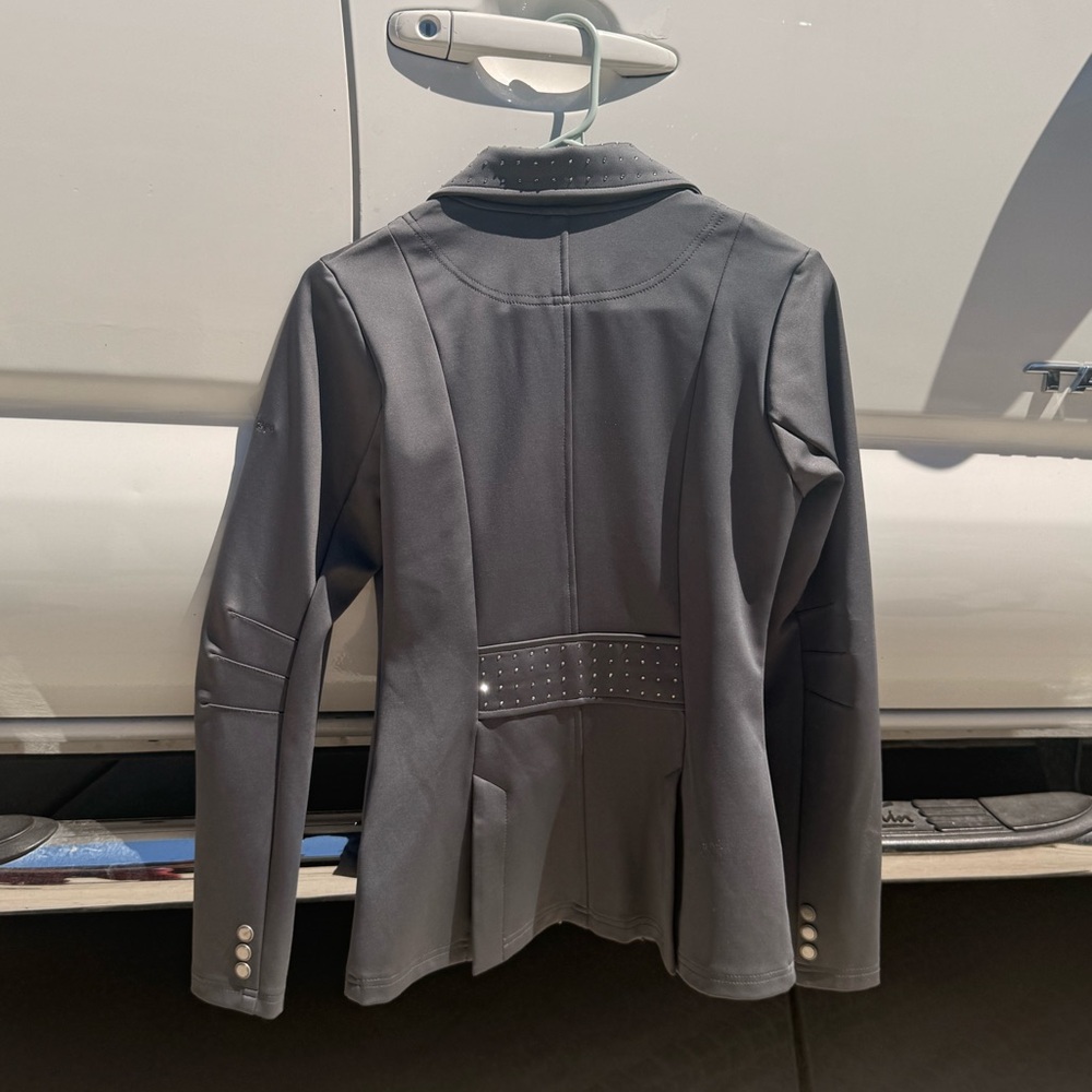 House of Montar Show Coat
